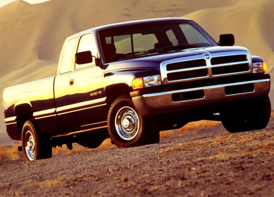  Dodge Ram 2500 Club Cab 1994 года  (фото 10 из 12)